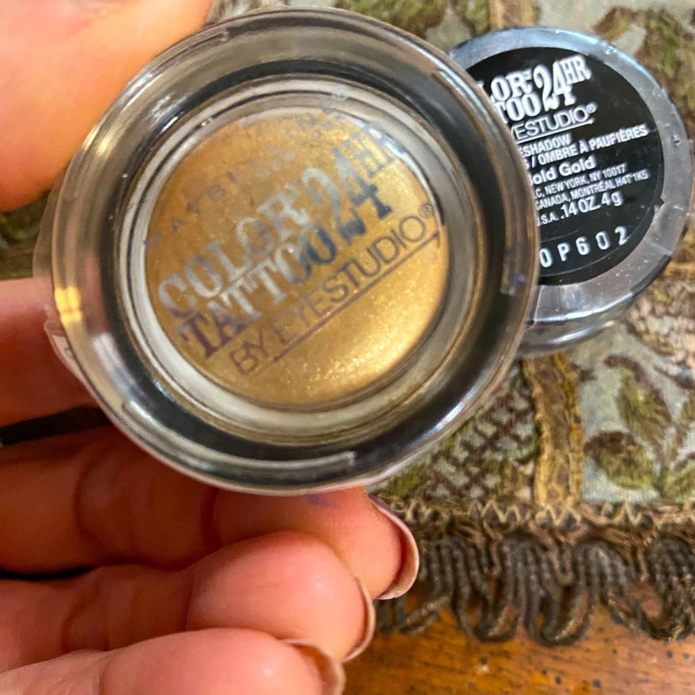 NWT Sealed Maybelline Eye Studio Color Tatoo 24 hr Gold Cream Eye Shadow Pot